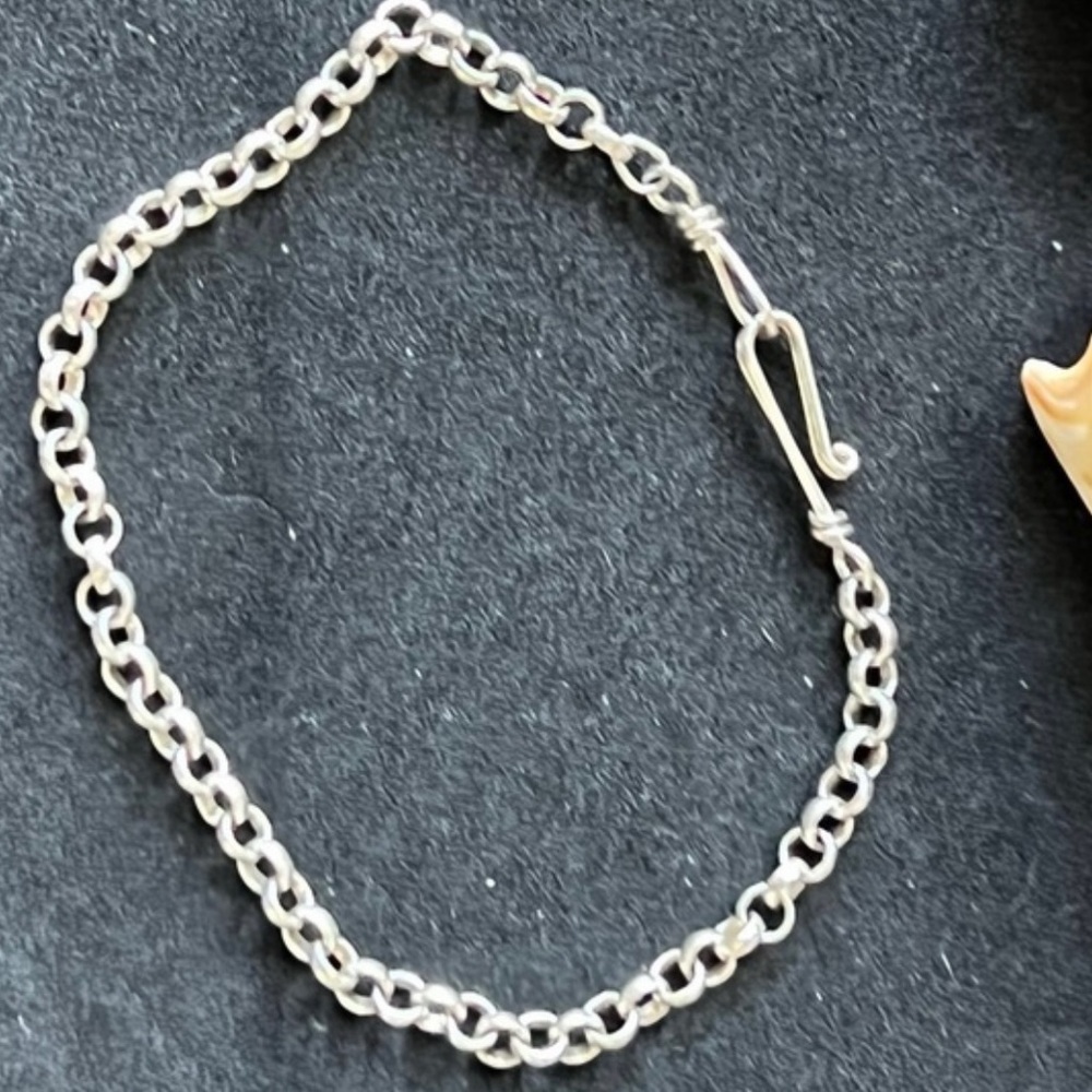 Sterling Silver.925. Woman’s Link Charm Bracelet VINTAGE